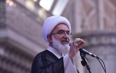  حاج علی اکبری: همسر رهبر شهید در بستر بیماری هستند / ایشان حق مادری بر گردن امت دارند