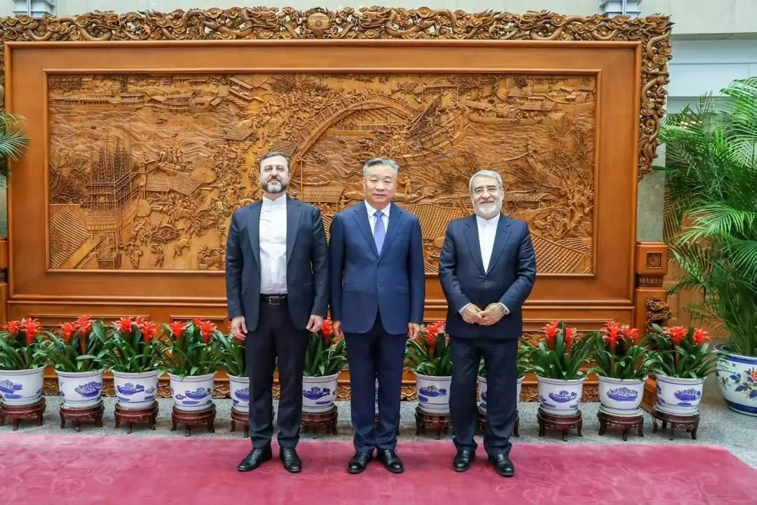 دیدار و گفتوگوی معاونین وزاری امور خارجه جمهوری اسلامی ایران و چین در پکن