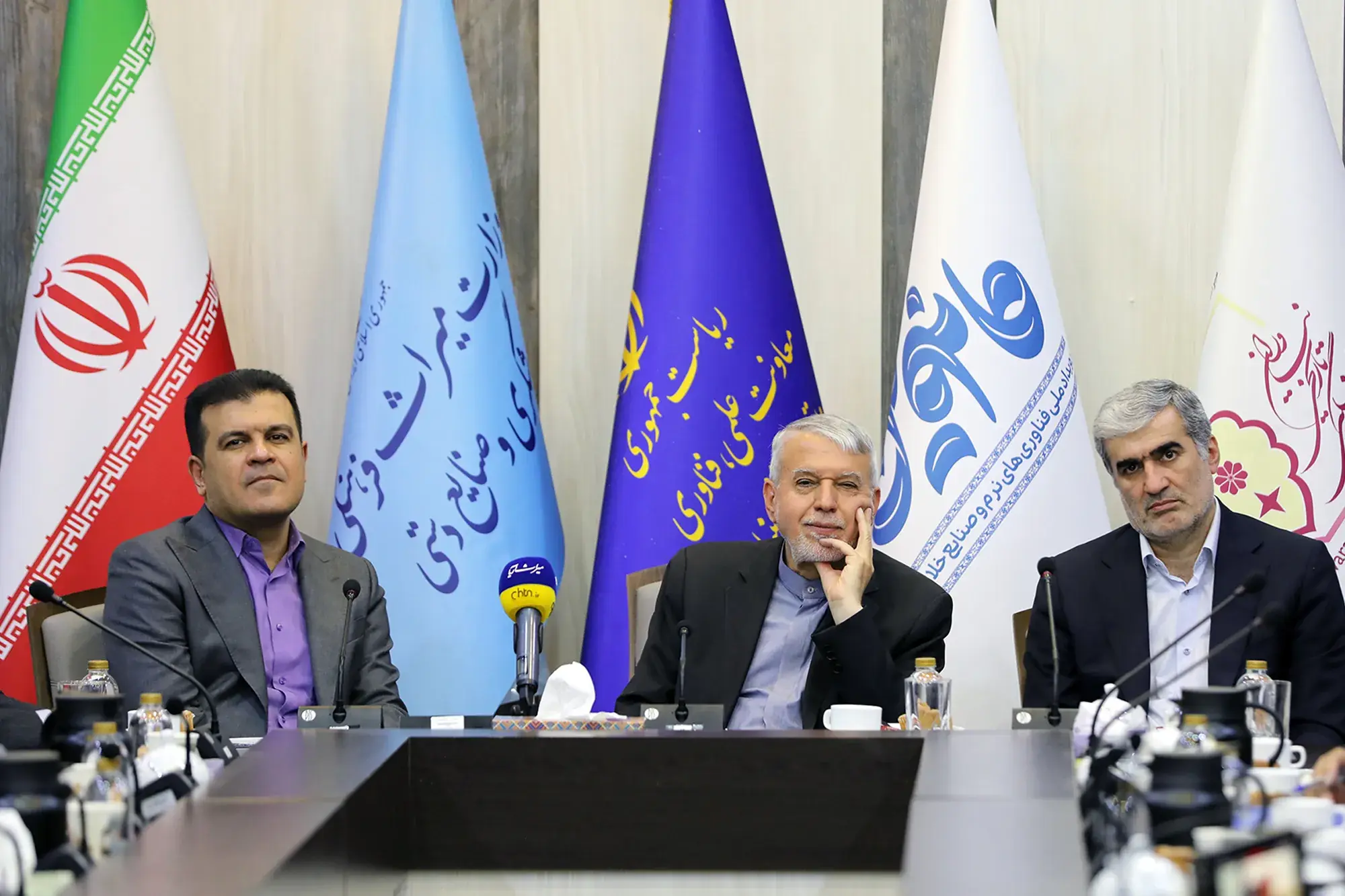  مانوین نماد تغییر پارادایم و ریل‌گذاری حکمرانی نوین در مسیر توسعه اقتصاد خلاق ایران است