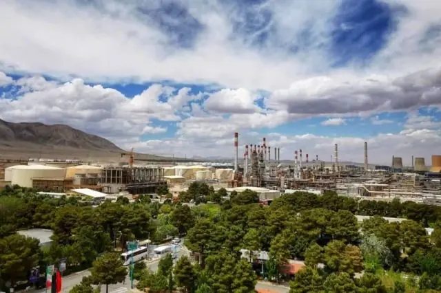 ثبت فروش بیش از ۲ هزار میلیارد تومانی پالایش نفت اصفهان در بورس کالا
