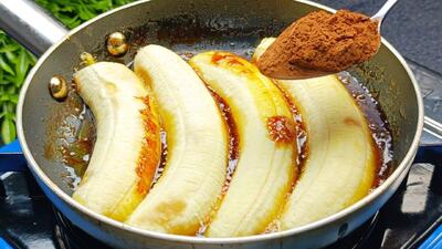 طرز تهیه کیک موزی شکلاتی تابه ای بدون نیاز به فر؛ فقط با یک عدد تخم مرغ