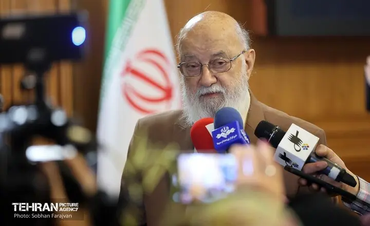  مهدی چمران: احتمال تغییر نام بوستان ولایت و فرودگاه مهرآباد