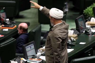 مجلس از هنر قانونگذاری تهی شده است!/ فرهنگ ایرانی در کدام متن حقوقی تعریف شده که بر اساس آن جرمانگاری میکنید؟