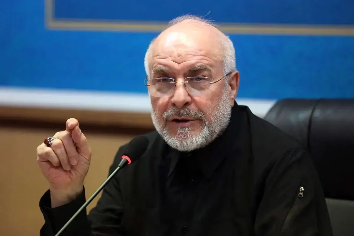 قالیباف: تا زمانی که تعهدات آمریکا در تفاهمنامه از جمله رفع محاصره و تحریم نفت، آزادی اموال بلوکه شده و پایان عملیات نظامی در همه جبههها اجرایی نشود، تنگه هرمز باز نخواهد شد/ فرصت به دست آمده از آتشبس و رفع محاصره، کمک شایستهای برای افزایش تابآوری اقتصادی و بازسازی توان دفاعی ایران کرد