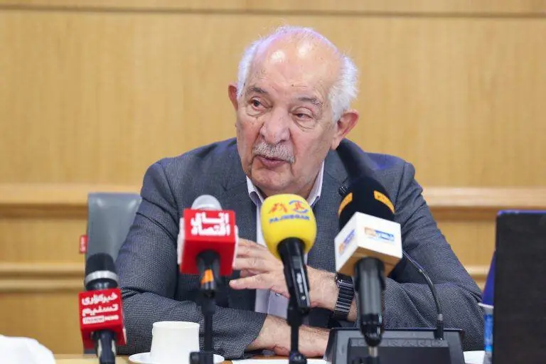 مدیریت بحران تجارت کشور با تمرکز بر بنادر جنوب ممکن نیست
