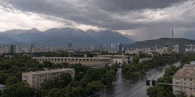  اختلاف نظر کشورهای آسیای مرکزی درباره علت قطعی برق