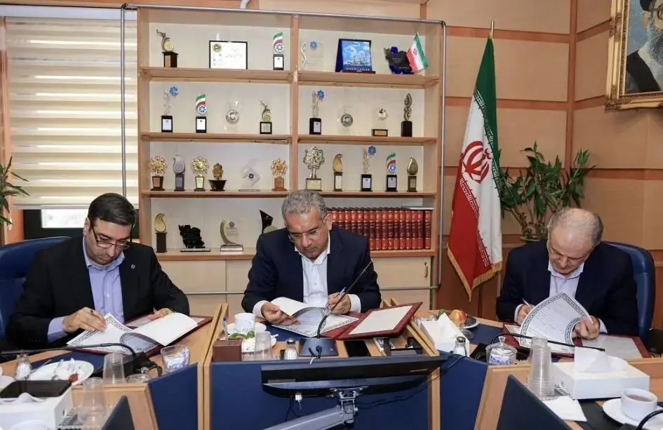 تفاهمنامه سهجانبه برای نوسازی و بهسازی تعاونیها امضا شد