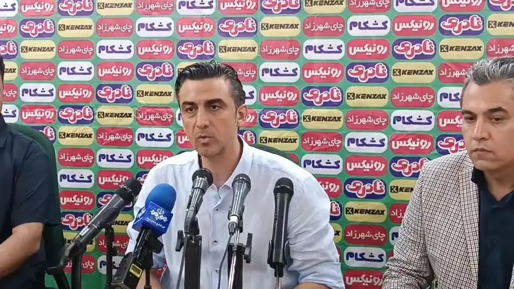  کنفرانس خبری مهدی رحمتی سرمربی گل گهر پس از تساوی مقابل پیکان