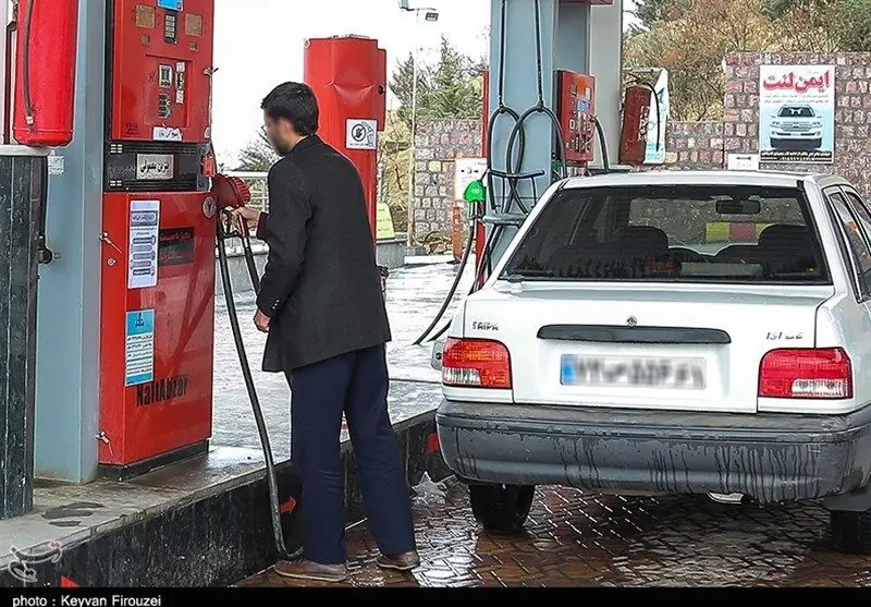 نماینده مجلس: روزانه حدود ۱۴ میلیون لیتر کسری بنزین داریم