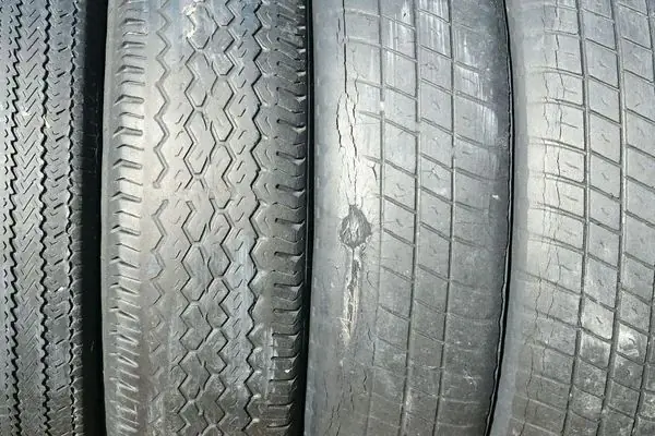 چرا لاستیکهای جلو زودتر از عقب ساییده میشوند؟