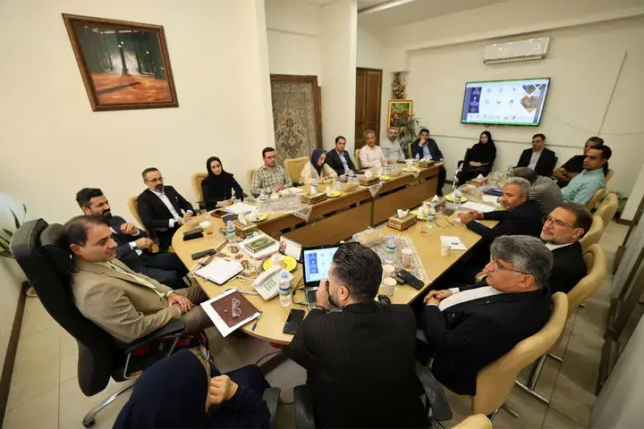  نشست شورای سیاست‌گذاری نمایشگاه گردشگری و صنایع‌دستی اصفهان برگزار شد/ تاکید بر تقویت برندینگ