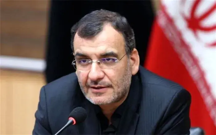 تنها ۳۰ درصد از هزینه بیمه تکمیلی را کارکنان میپردازند