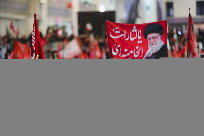  مراسم بزرگداشت چهلم رهبر شهید از سوی رهبر معظم انقلاب