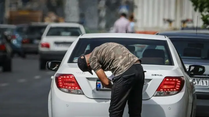 حبس ۶ ماه تا یکسال برای مخدوشی پلاک خودرو در تهران