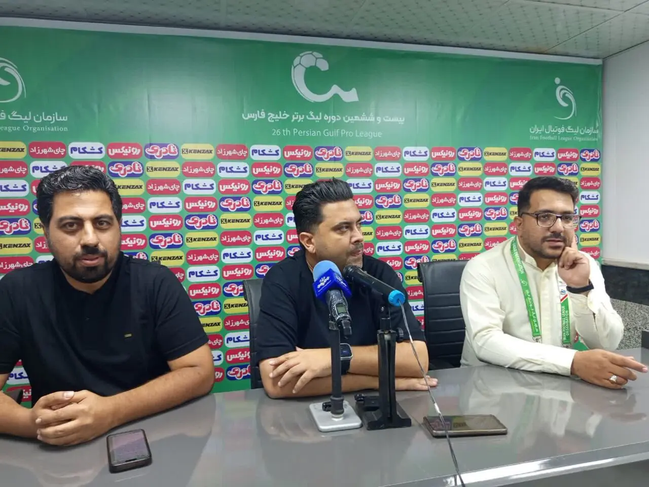 سرمربی چادرملو: امتیاز گرفتن در اراک سخت است / بحران آسیایی تیم را دچار شوک کرد