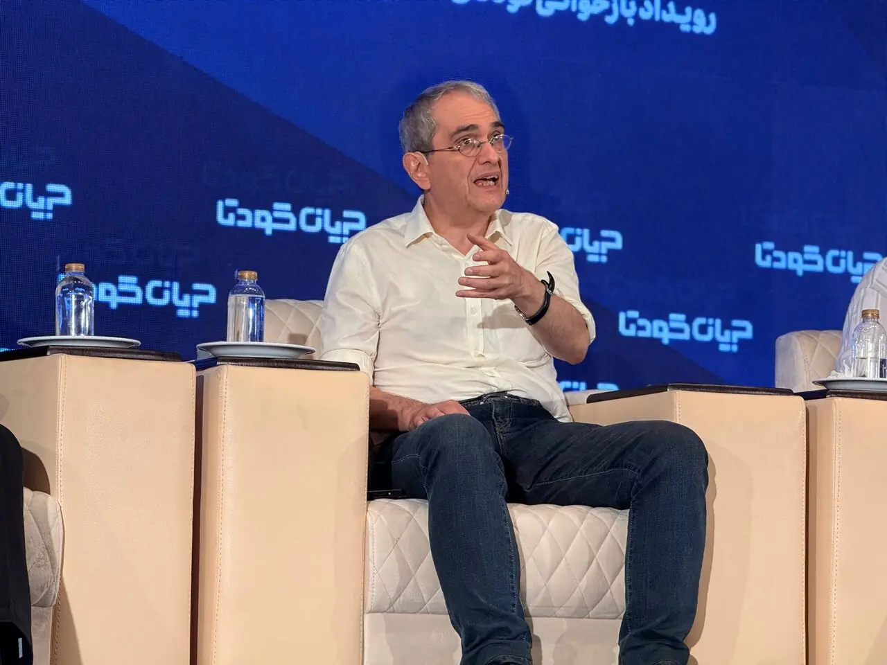 زرشناس: راه دیگری جز مقاومت نداریم و توان آن را نیز داریم
