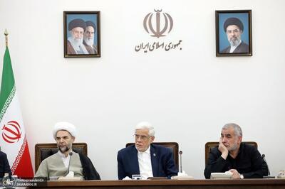  تفاهم برای ایجاد اصلاح در احکام برنامه هفتم پیشرفت براساس اولویت‌های کشور در جلسه معاونان اول قوه مجریه، قضاییه و مقننه