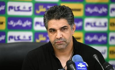پیروز قربانی: به منتقدان تیم ملی نگویید وطنفروش!