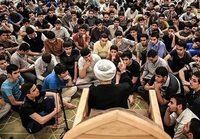 جوان امروز با خدا قهر کرده یا ما راه ارتباط با خدا را اشتباه نشان دادهایم؟ / میرطالبی: آنقدر از جهنم گفتیم که یادمان رفت از رفاقت با خدا بگوییم