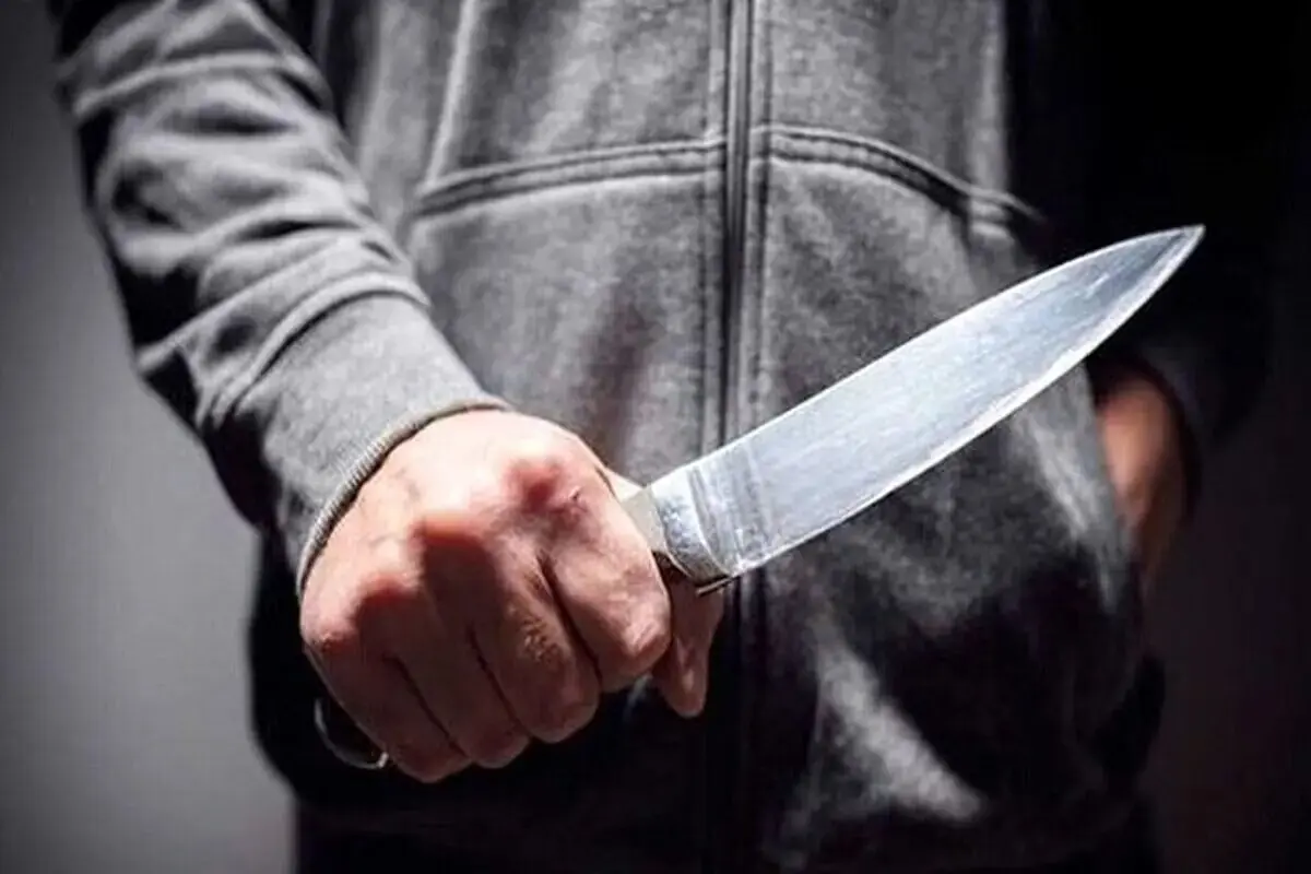 گزارش مردمی؛ قمهکشی در اتوبوس بیآرتی وحیدیه/ راننده زیر ضربات مشت و لگد
