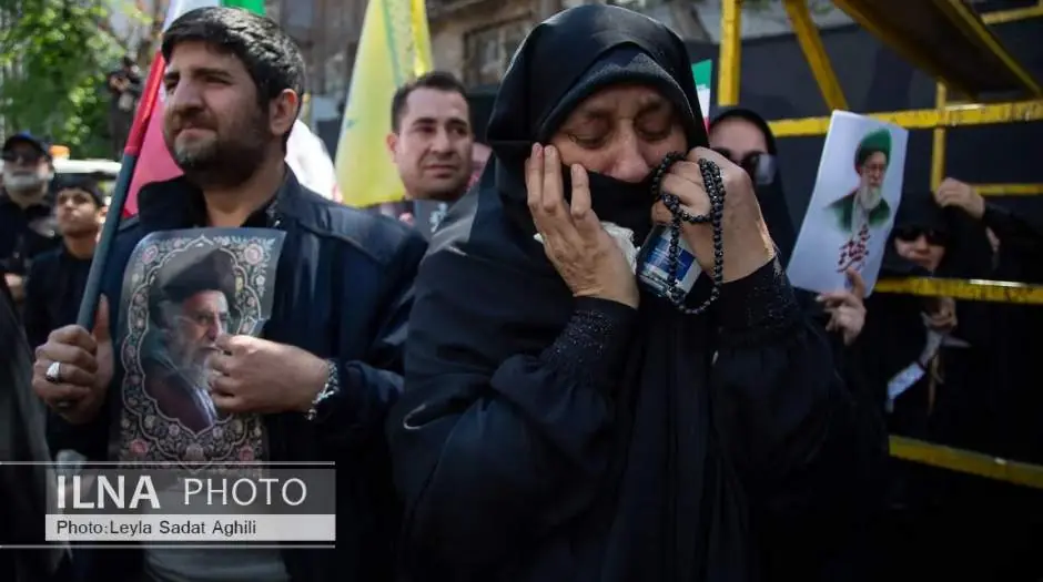 مراسم بزرگداشت چهلم رهبر شهید ایران در مصلای تهران آغاز شد - مردم سالاری آنلاین