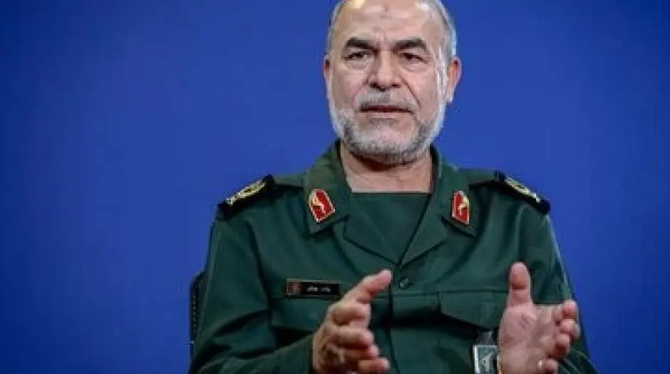 معاون سیاسی سپاه: استکبار جهانی در یک رویارویی راهبردی با جمهوری اسلامی قرار گرفته است/ اگر اراده مردم دچار تزلزل شود، کشور با مشکل روبرو میشود - مردم سالاری آنلاین