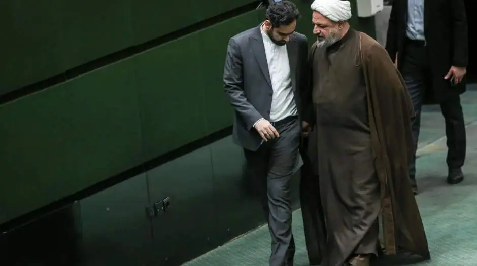 از «روایت فتح» تا «ما باختیم»؛ سوپرانقلابیها چه بر سر روایت جنگ آوردند؟ / مردم را بین «بردیم» و «باختیم» سرگردان میکنند - مردم سالاری آنلاین