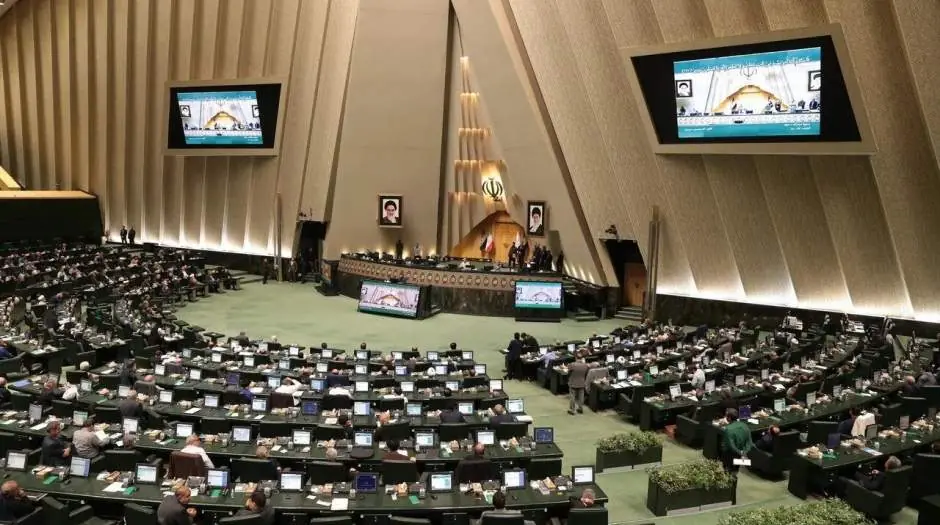 جلسه علنی امروز مجلس به ریاست قالیباف برگزار شد - مردم سالاری آنلاین