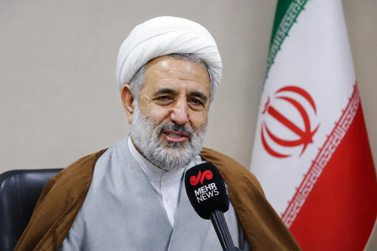 ذوالنوری: پروازها تا یک سال و نیم دیگر در فرودگاه قم محقق میشود