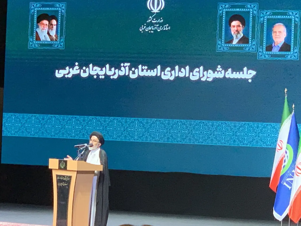 عملکرد برخی ادارات اجرایی آذربایجان غربی در حوزه نماز قابل قبول نیست