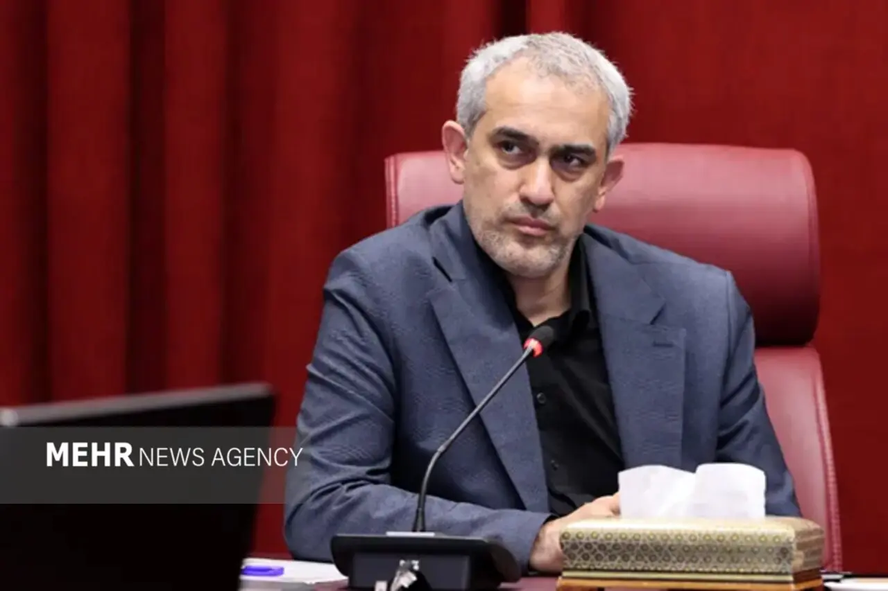 ملت ایران در میدان جنگ اقتصادی تسلیم فشار و تهدید نخواهد شد