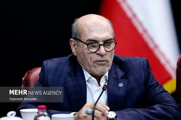 رئیس اتاق تهران: اقتصاد ایران ۱۵ ماه در محدوده رکودی قرار دارد
