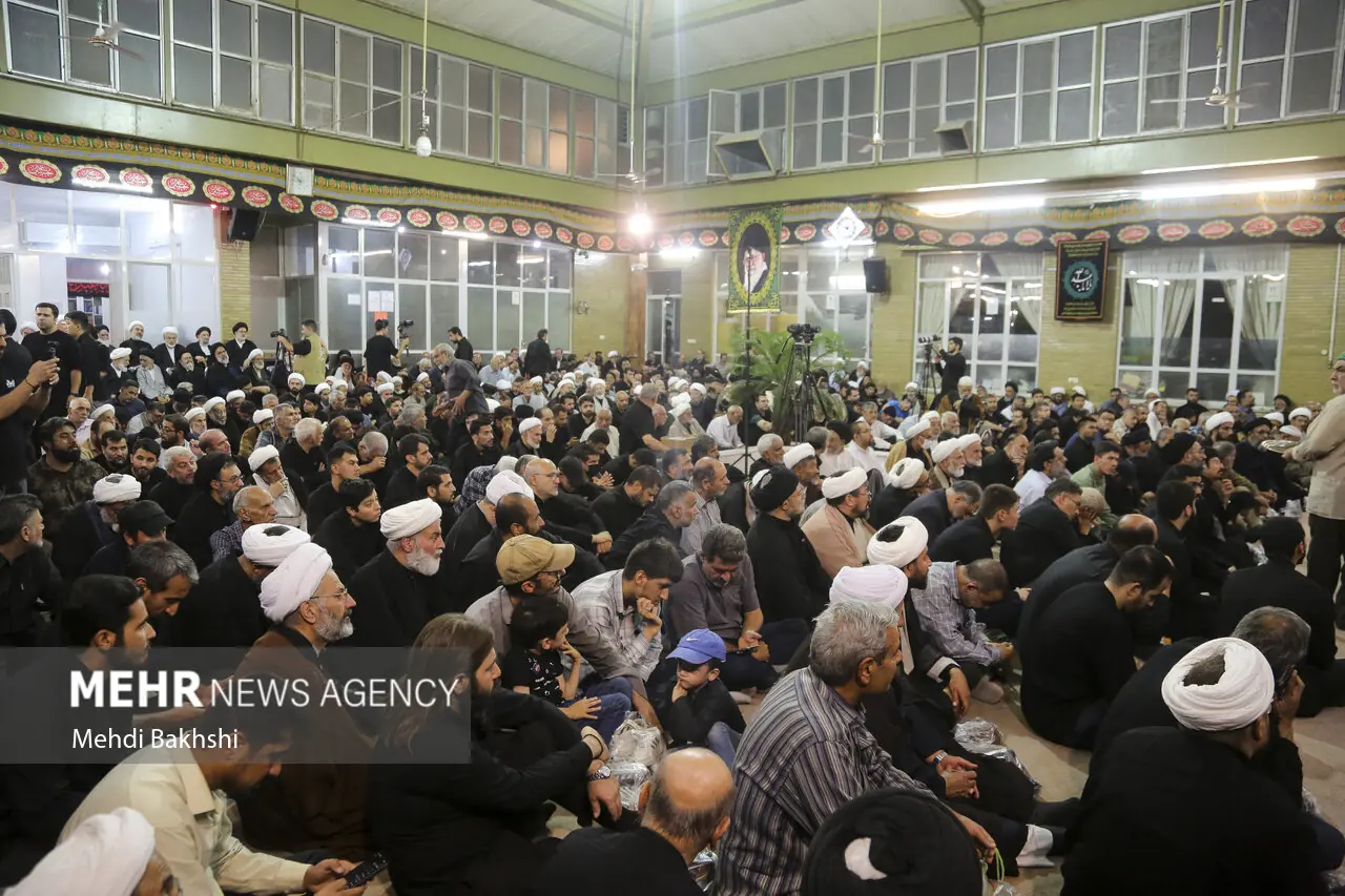 مراسم اربعین رهبر شهید در دفتر آیتالله سیستانی در قم برگزار میشود