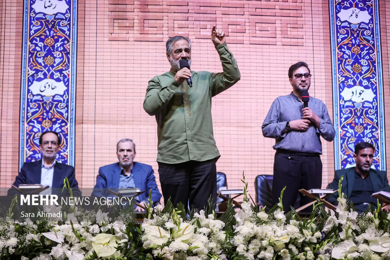  محفل اربعین تدفین رهبر شهید انقلاب در مشهد
