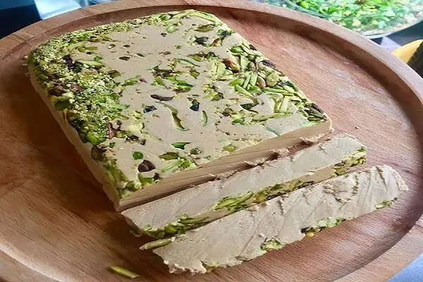 اردکان؛ قطب تولید فرآوردههای کنجدی در ایران