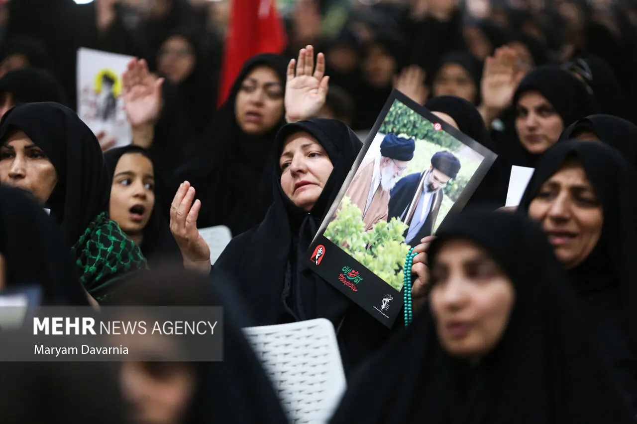 مراسم بزرگداشت چهلم «آقای شهید ایران» در مصلای تهران آغاز شد - پارس فوتبال