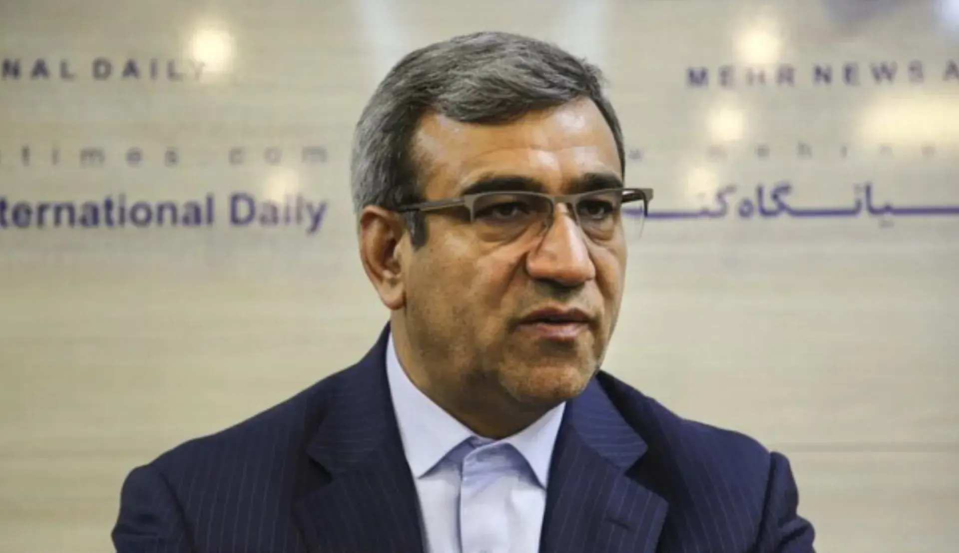 استاندار خراسان رضوی: در حوادث دیماه بیتقصیر نبودیم؛ باید اشتباهاتمان را بپذیریم