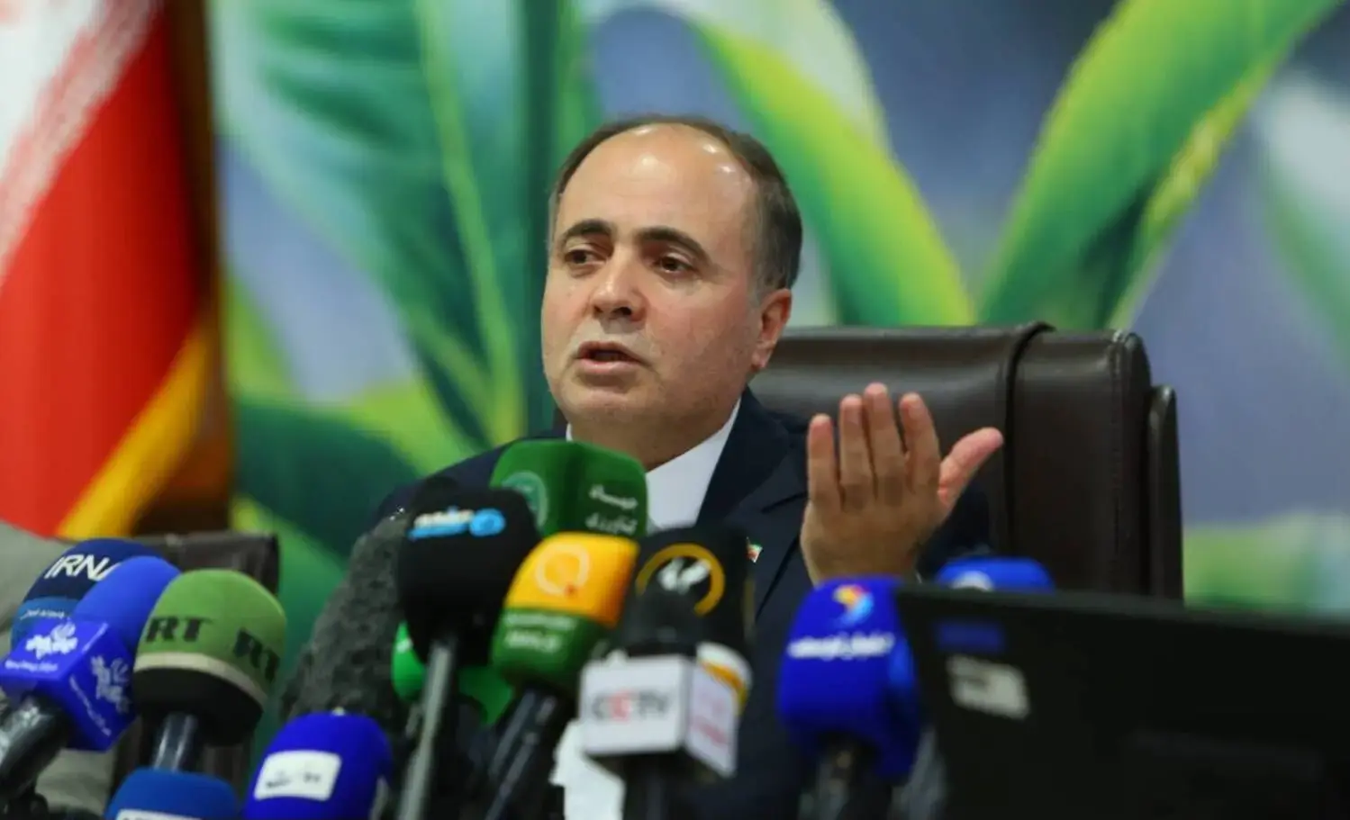وقتی سوال خبرنگار هم گزینشی میشود!