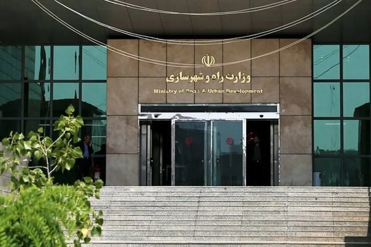 وزیر راه و شهرسازی: رویکرد دولت این است که جای بخش خصوصی قرار نگیرد