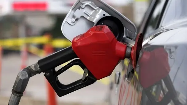 قیمت بنزین افزایش مییابد؟ رئیس کمیسیون انرژی توضیح داد