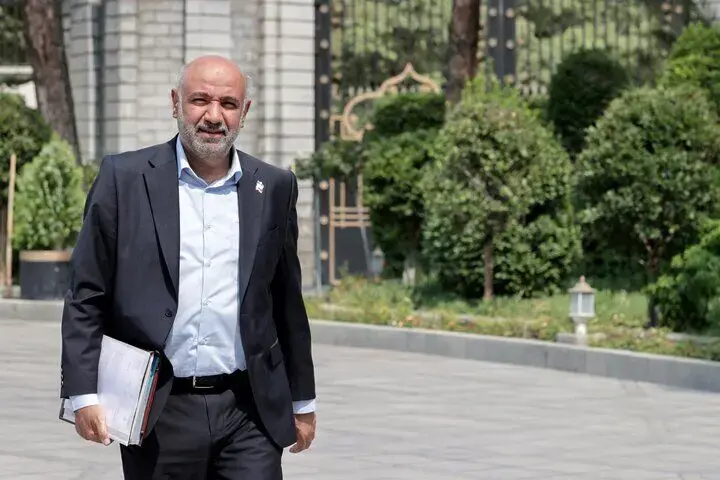 توضیحات وزیر کار درباره افزایش مبلغ کالابرگ