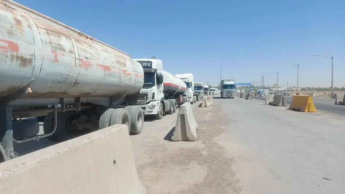 فعالیت ۱۶ ساعته گمرک دوغارون تایباد با هدف کاهش معطلی ناوگان ترانزیتی