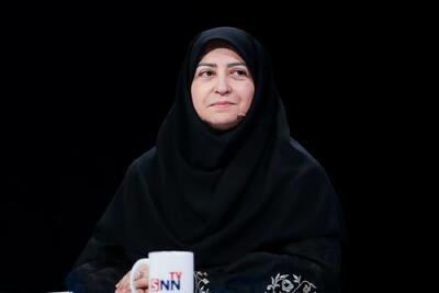  شینا انصاری وارد هند شد