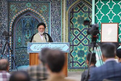  برگزاری محفل قرآنی در گرامیداشت چهلمین روز تدفین پیکر رهبر شهید انقلاب اسلامی