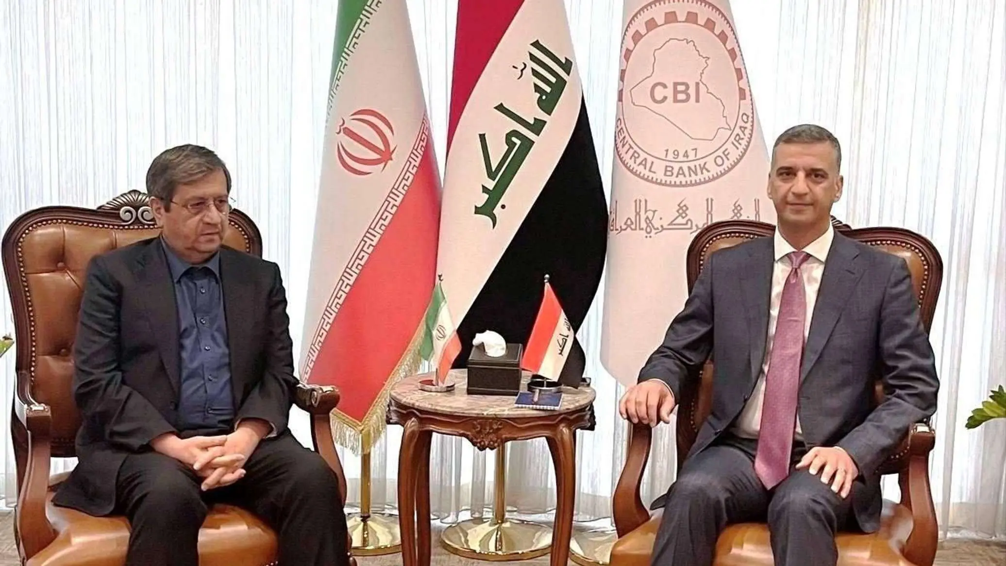 دیدار همتی با نخستوزیر عراق