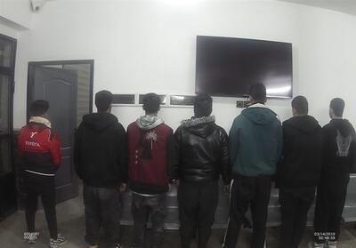  دستگیری 30 تبعه بیگانه فاقد مجوز در شاهرود - تسنیم