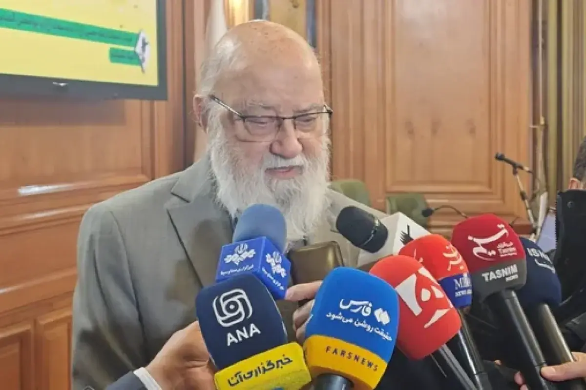 پیشنهاد نامگذاری فرودگاه مهرآباد و بوستان ولایت به نام رهبر شهید