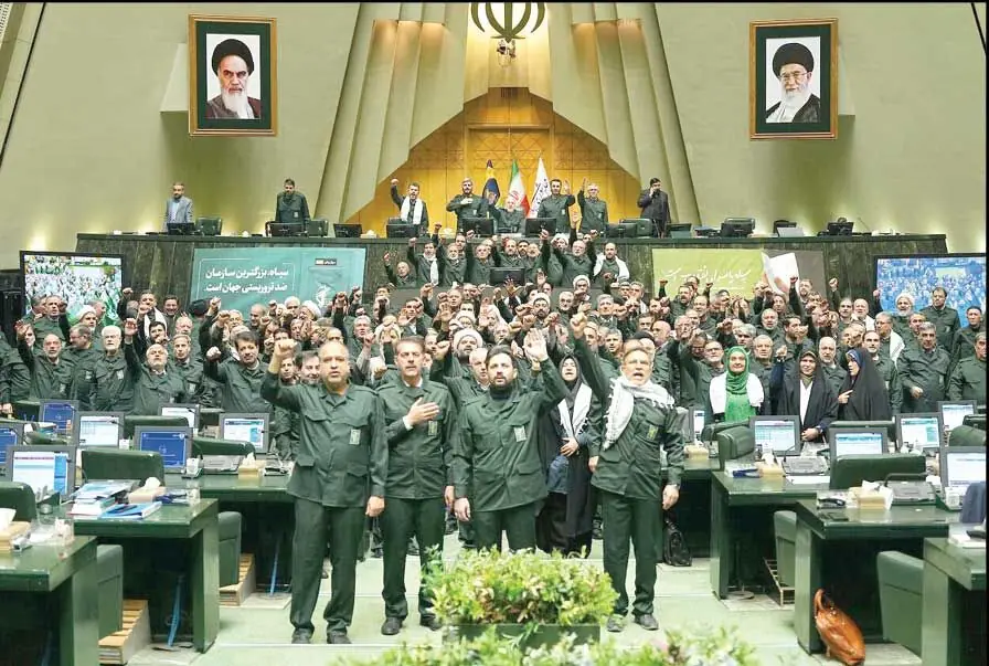 نفوذ را باید در مصوباتی جستوجو کرد که مردم را ناراضی میکند