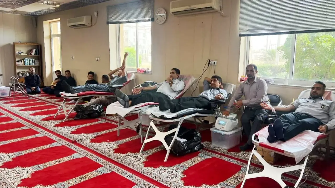 مشارکت گسترده کارکنان نیروگاه بندرعباس در پویش اهدای خون