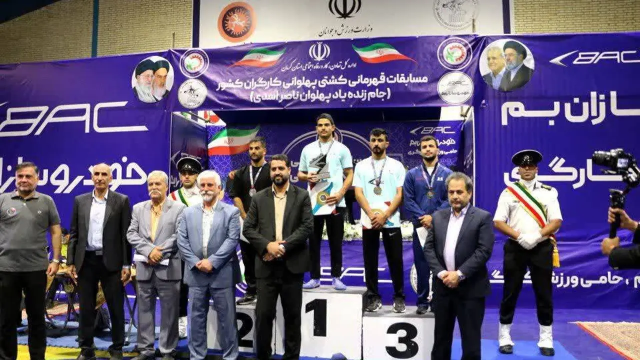  کرمان بر بام کشتی پهلوانی کارگران کشور